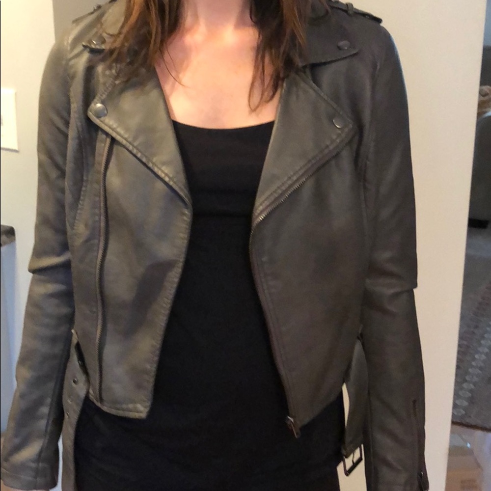 Grey short Bar III moto jacket